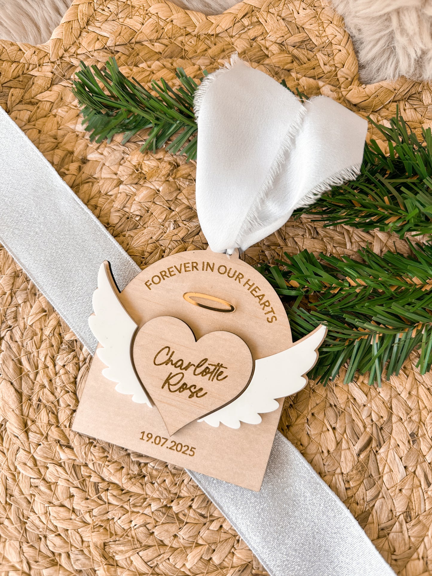 personalised memorial angel wing christmas ornament for christmas tree, mirror acrylic and wooden engraved custom ornament, angel wing and halo design, heart memorial ornament for lost loved ones in heaven, paw prints, lost pets